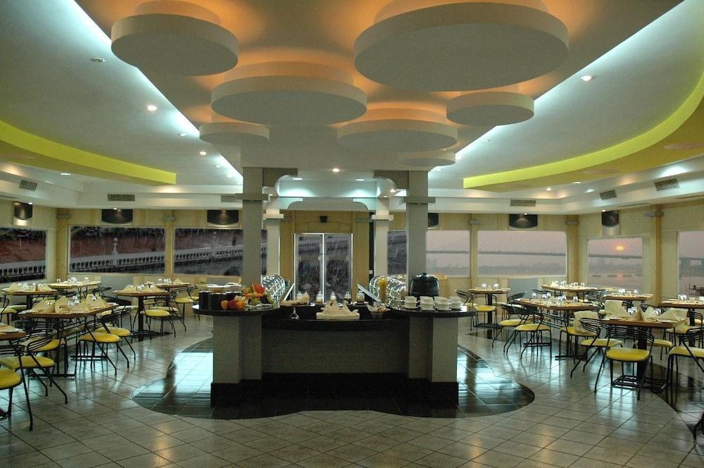 Polo Floatel Kolkata