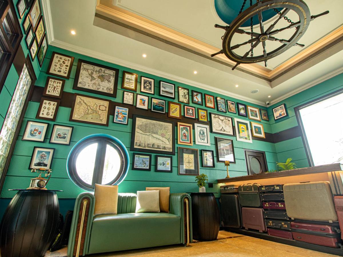 Polo Floatel Kolkata