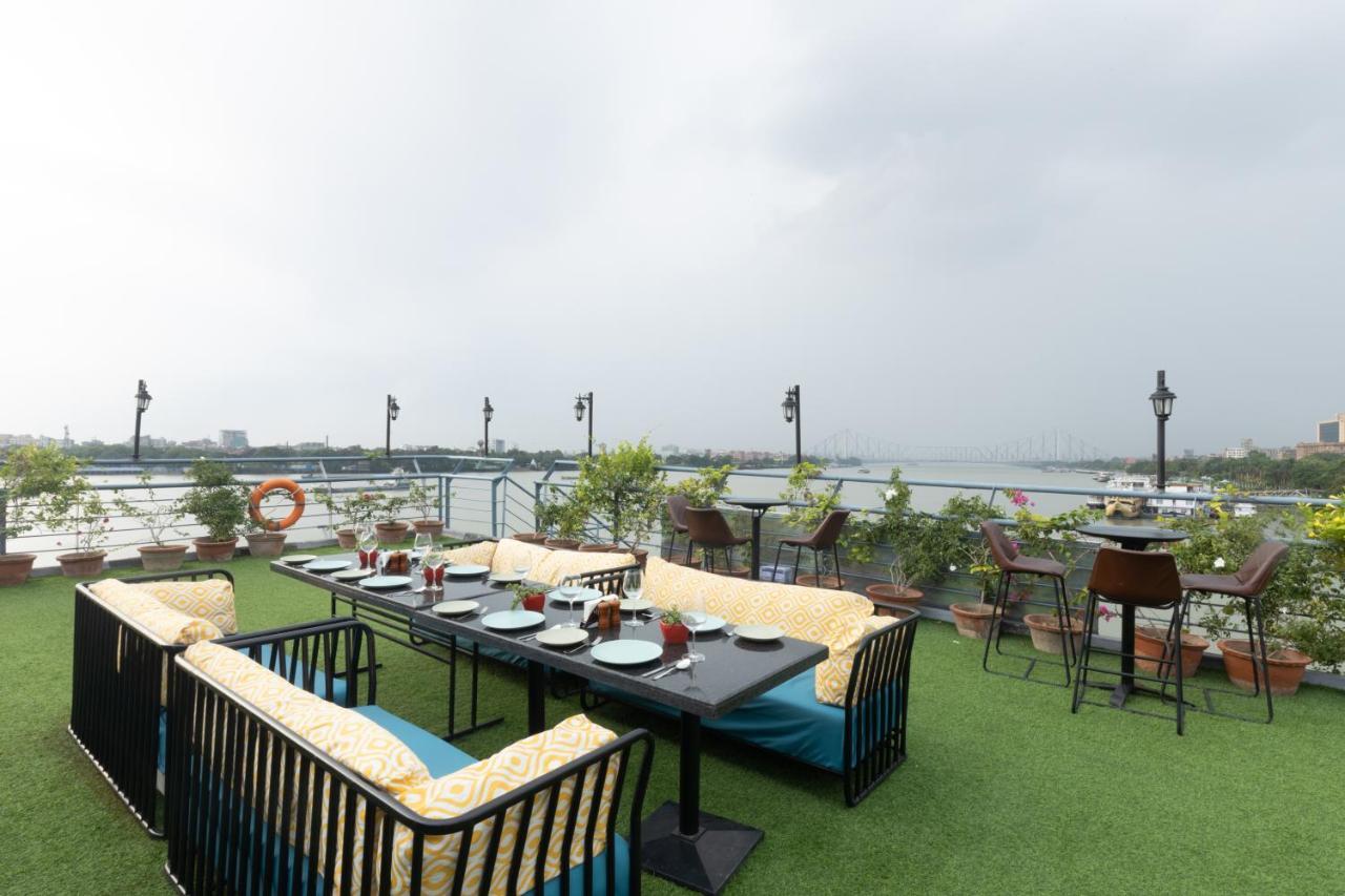 Polo Floatel होटल Kolkata