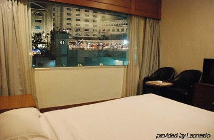 Polo Floatel 4*