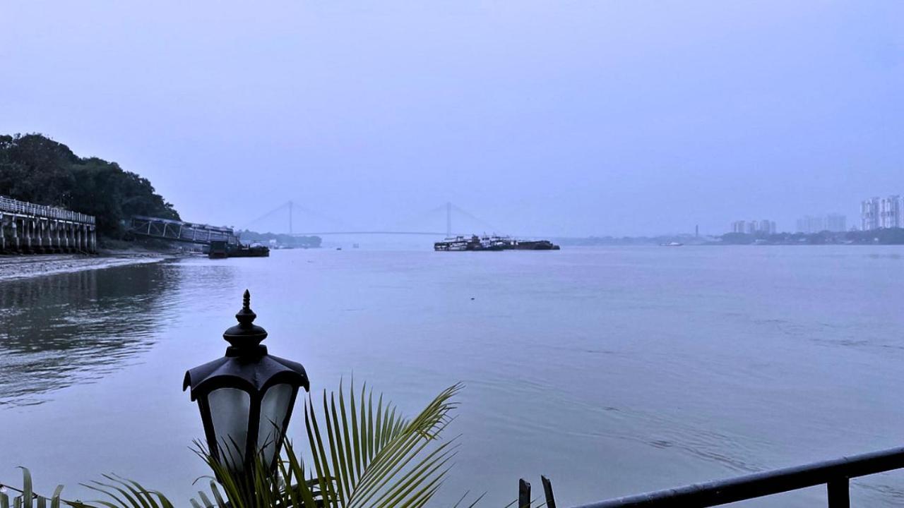 Polo Floatel Kolkata